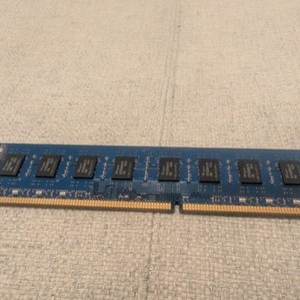 HYNIX 4GB HMT451U6AFR8C-PB (1X4GB) PC3-12800 DDR3 DESKTOP RAM MEMORY / B4-2